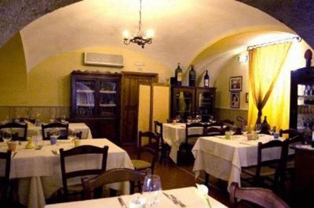 Tavernola - Locanda Di Campagna Battipaglia Eksteriør billede