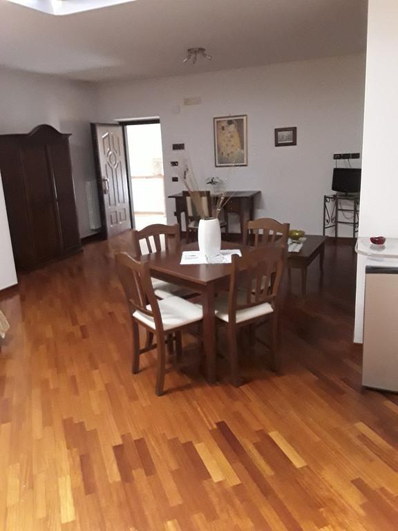 Tavernola - Locanda Di Campagna Battipaglia Eksteriør billede