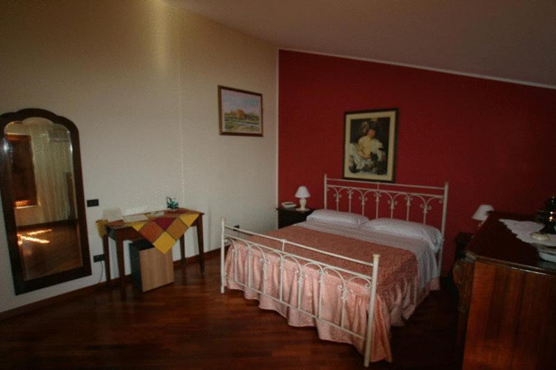 Tavernola - Locanda Di Campagna Battipaglia Eksteriør billede